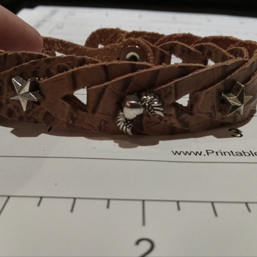 5 Leather Braclets - Picture 4 of 10
